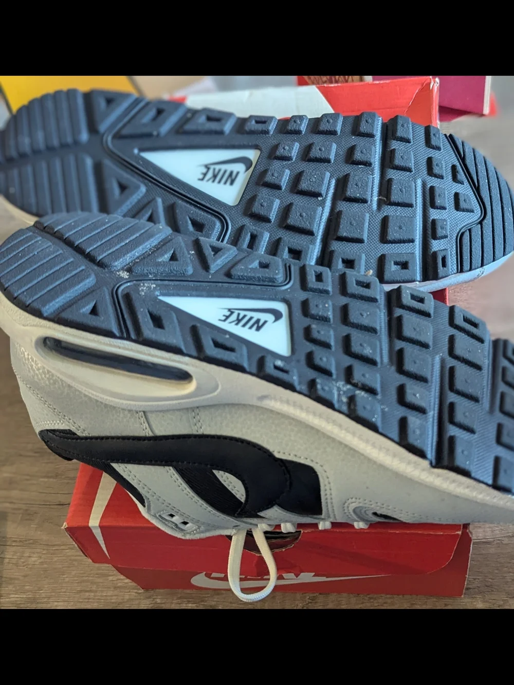 Nike Air Max Men's Sneakers - Black & Light Gray